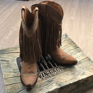Girls Fringe Boots